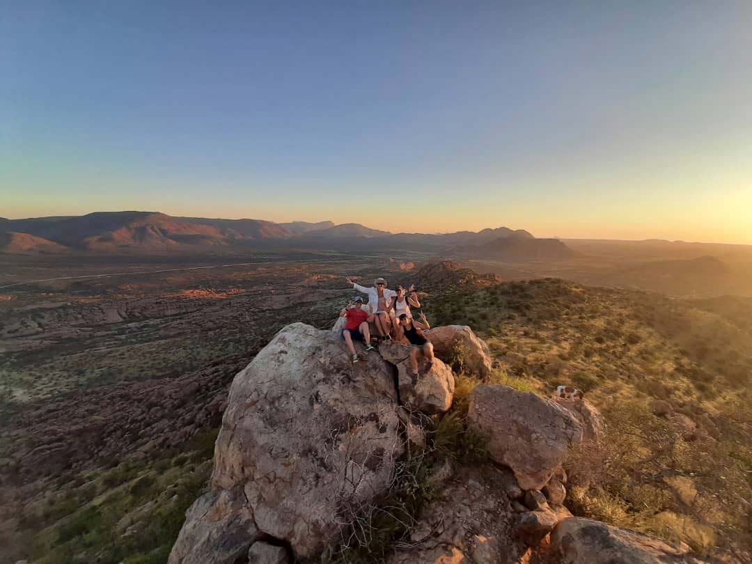 erongo-rocks-hiking-view